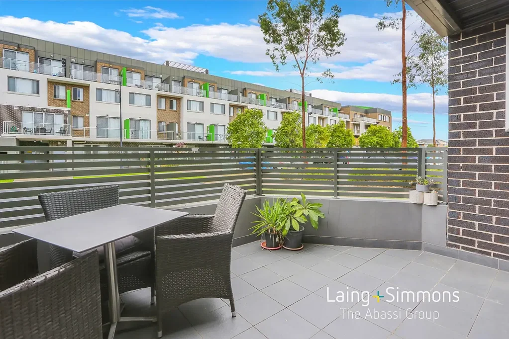 Ropes Crossing 2 Bedroom Ground-Floor Gem in the Heart of Ropes Crossing