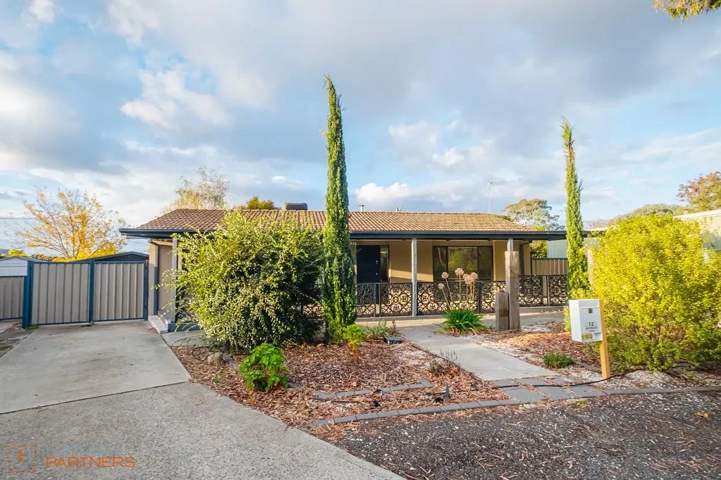 12 Australie Close, Gilmore, ACT 2905