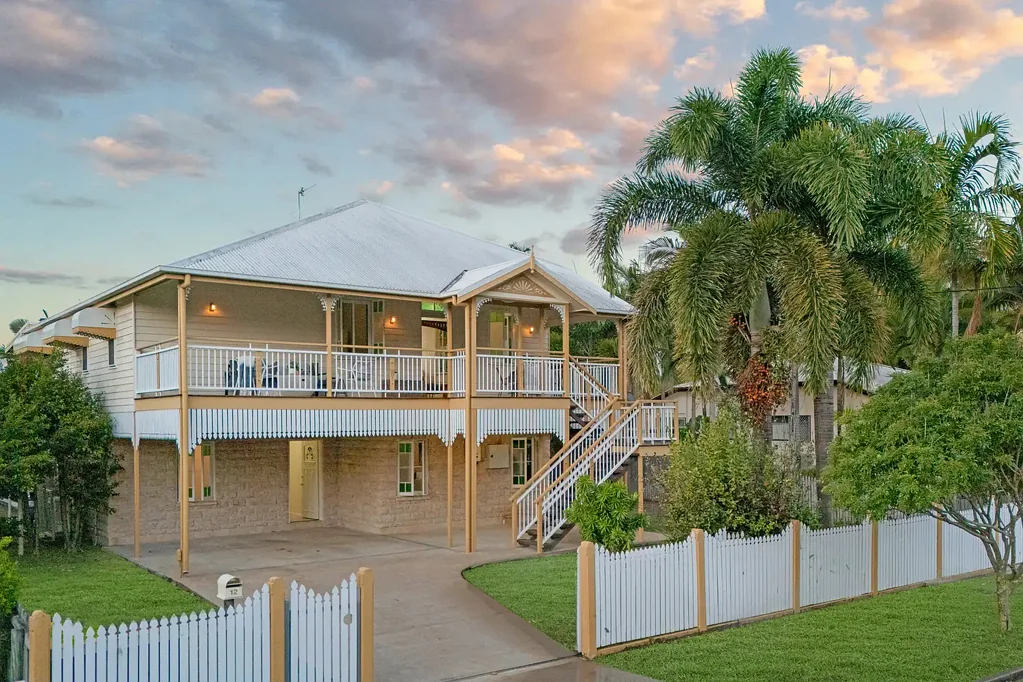 Hermit Park 5Habitaciones Blessed with Beauty & Soul - Cowboys Loss, Your Gain!