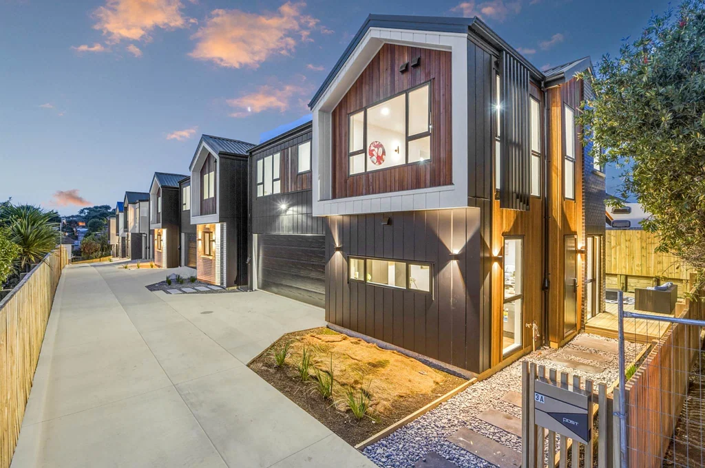 Howick 4房  Stunning Homes, 10 Year Master Builder Warranty