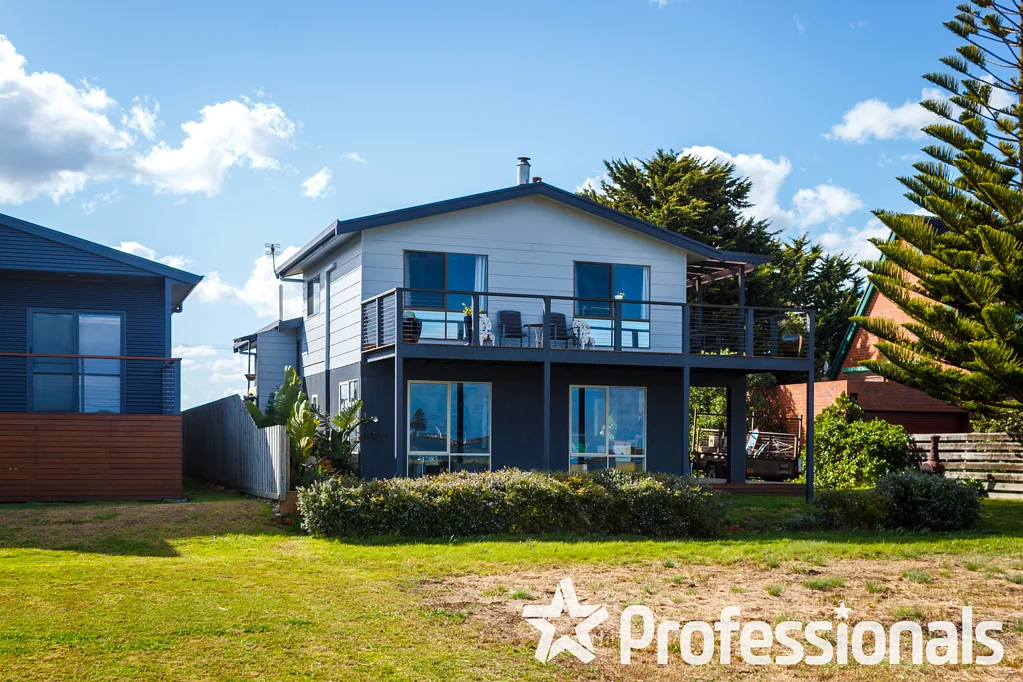 7 Pier Street, Port Albert, VIC 3971