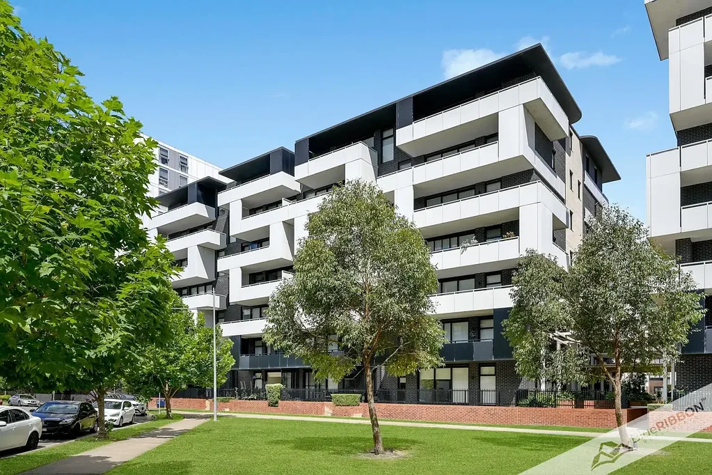 EXCELLENT OPPORTUNITY IN GREAT LOCATION!