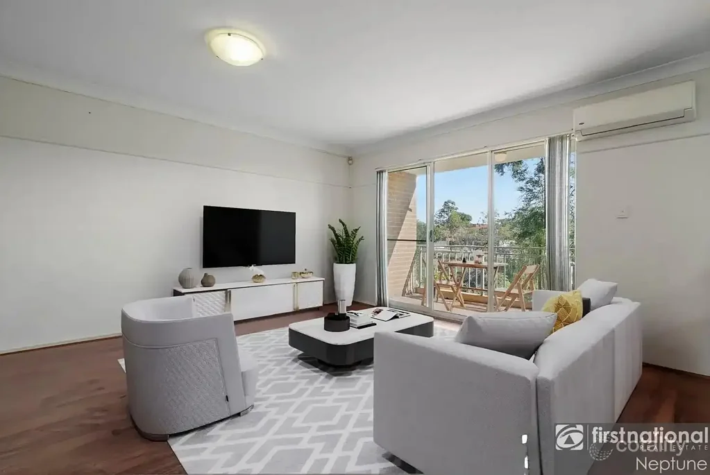 Walk to Pendle Hill Station | Modern Apartment with Two Toilets