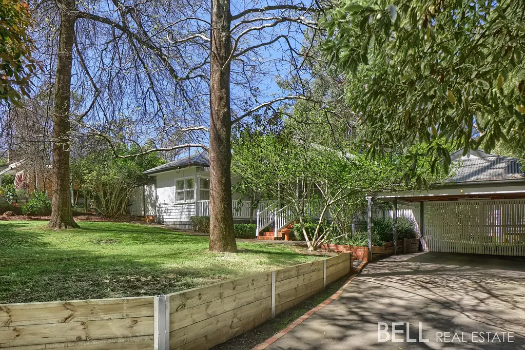 Avonsleigh 3房 1169平米平坦地块 美国橡木地板 Smeg六眼烤箱 遮光窗帘 全屋高端饰面 蒸发式冷却 柠檬橙子树环绕 双车位车棚 Timeless Style Meets Modern Living.