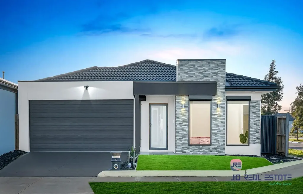 Thornhill Park 3 Bedroom For Sale - Stylish, Spacious & Move-In Ready!