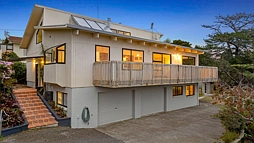 12A Verbena Road, Birkdale