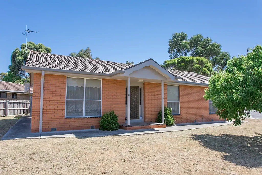 42 Bradby Avenue, Mount Clear, VIC 3350