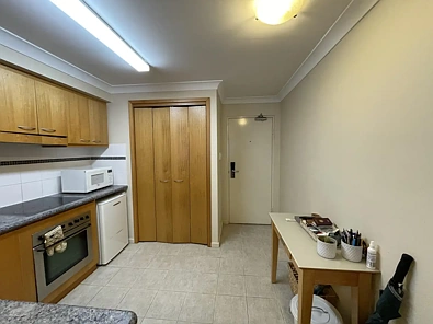 208/126 Mounts Bay Road, Perth, WA 6000, 1房, 1浴, House