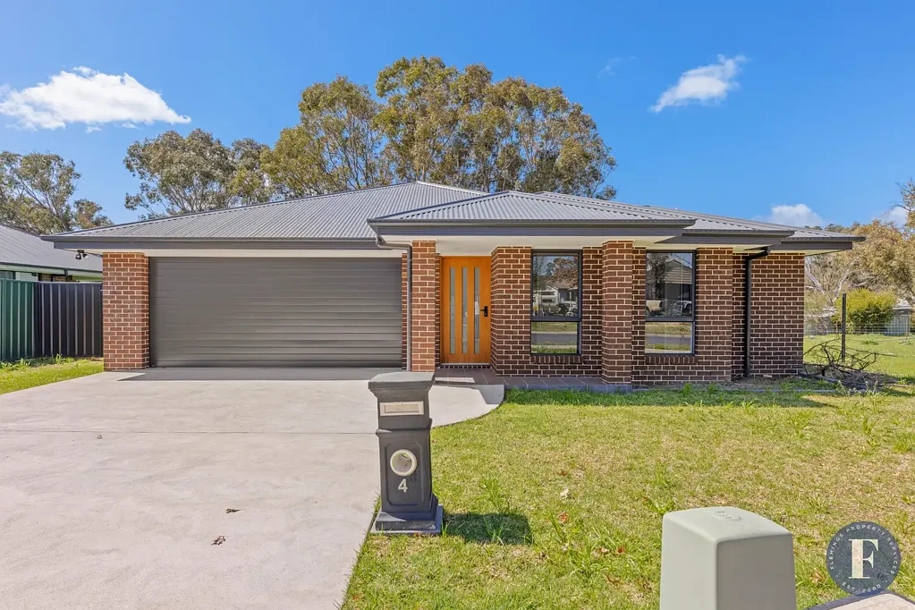 4 Pinkstone Avenue, Cootamundra, NSW 2590