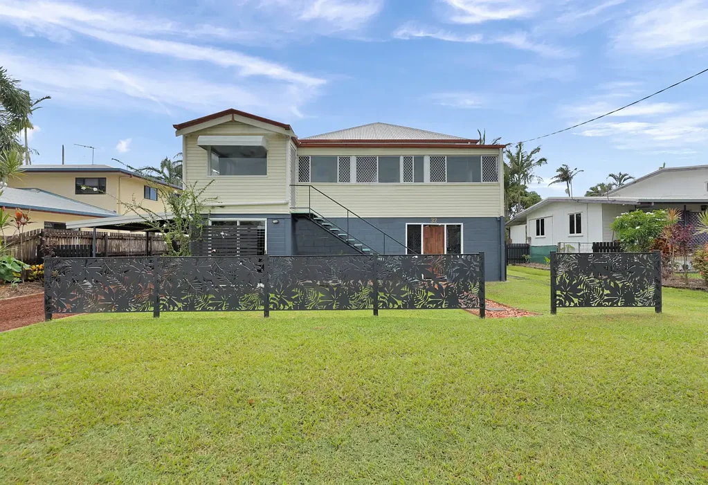 32 Davey Street, Glenella, QLD 4740