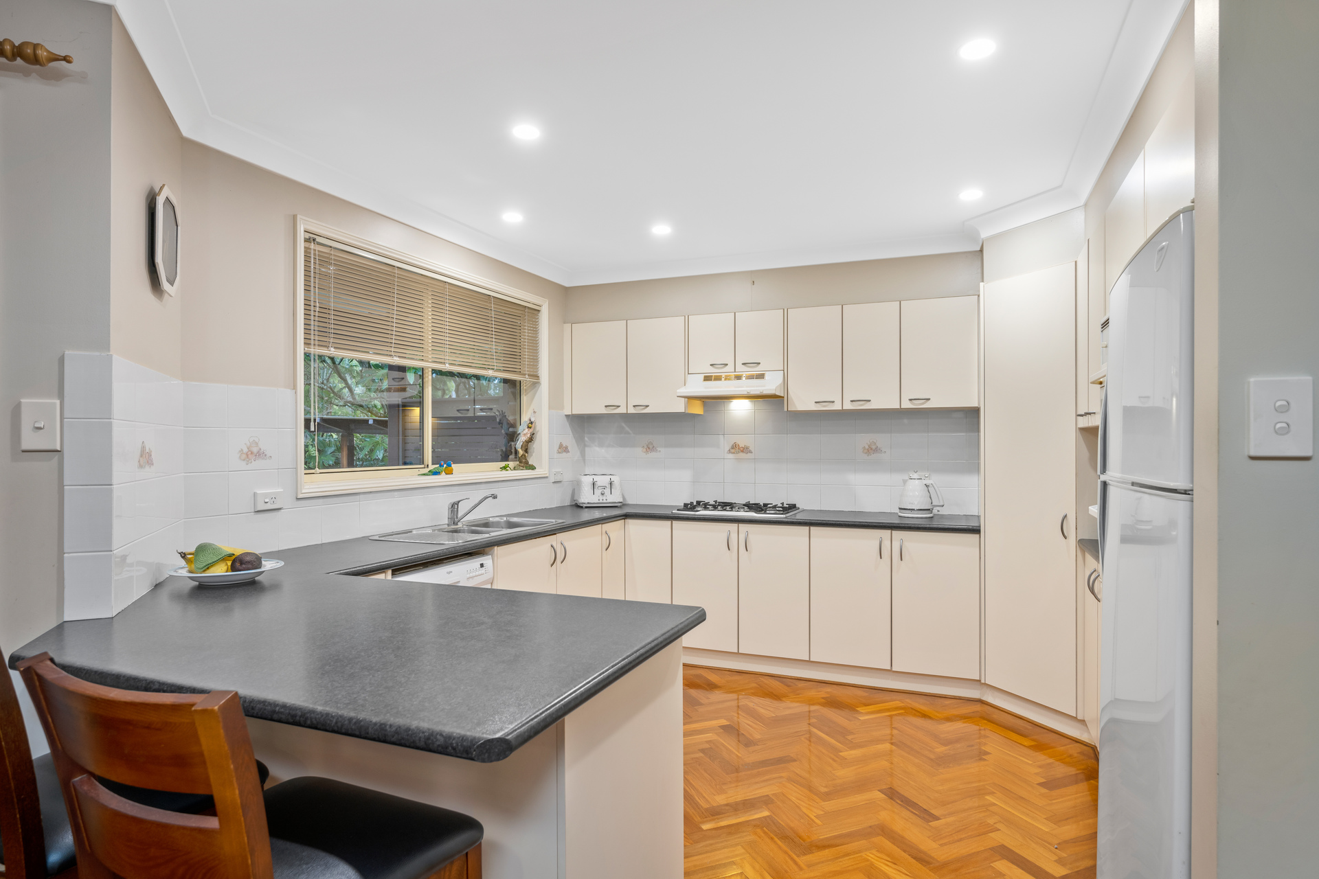 25 LAGUNA ST, CARINGBAH SOUTH NSW 2229, 0房, 0浴, House