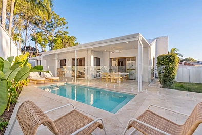 Robina 3房  A Mediterranean inspired oasis, Interior Designed and thoughtfully crafted from the inside out to create a warm, timeless and inviting home.