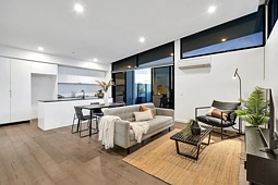 302/82 Bulla Road, Strathmore