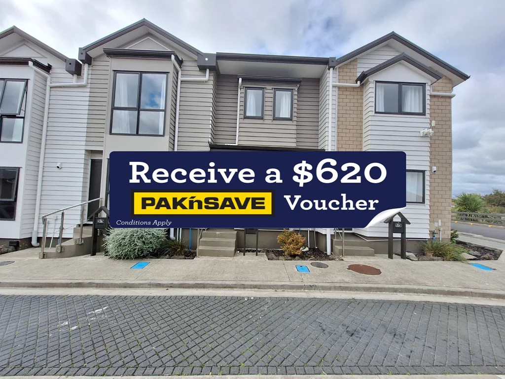 Lovely 2 Bedroom Townhouse with Separate Garage
