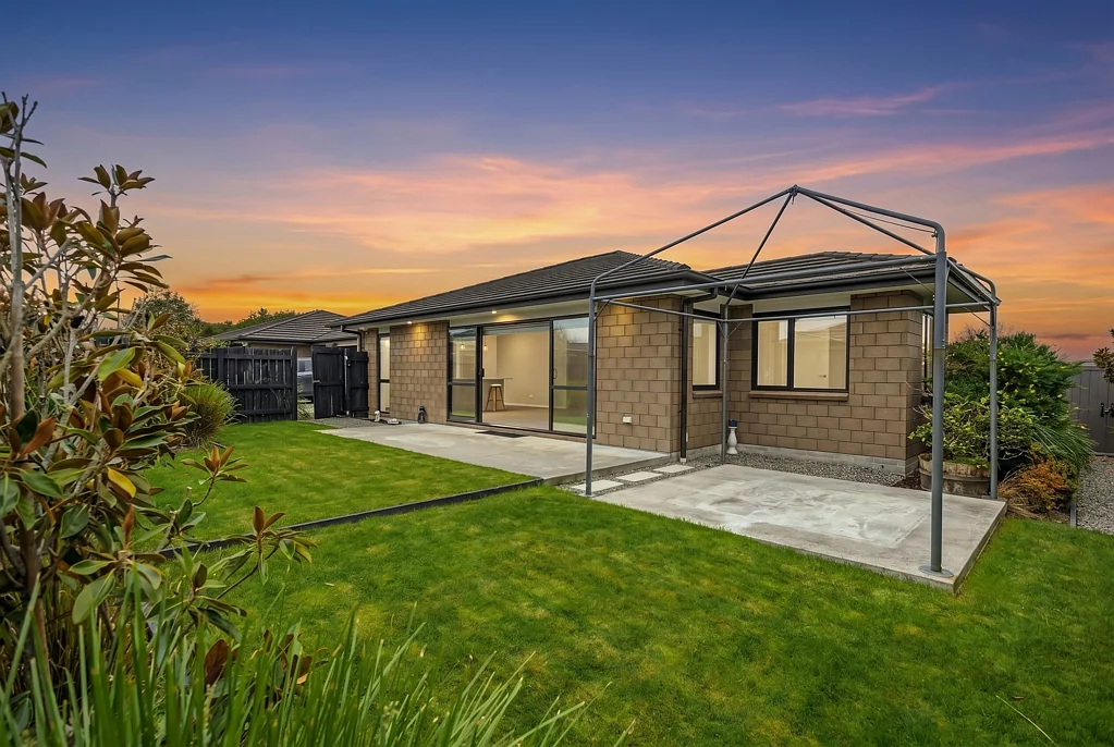 Feilding 3 Slaapkamer Private, Peaceful & Priced to Impress