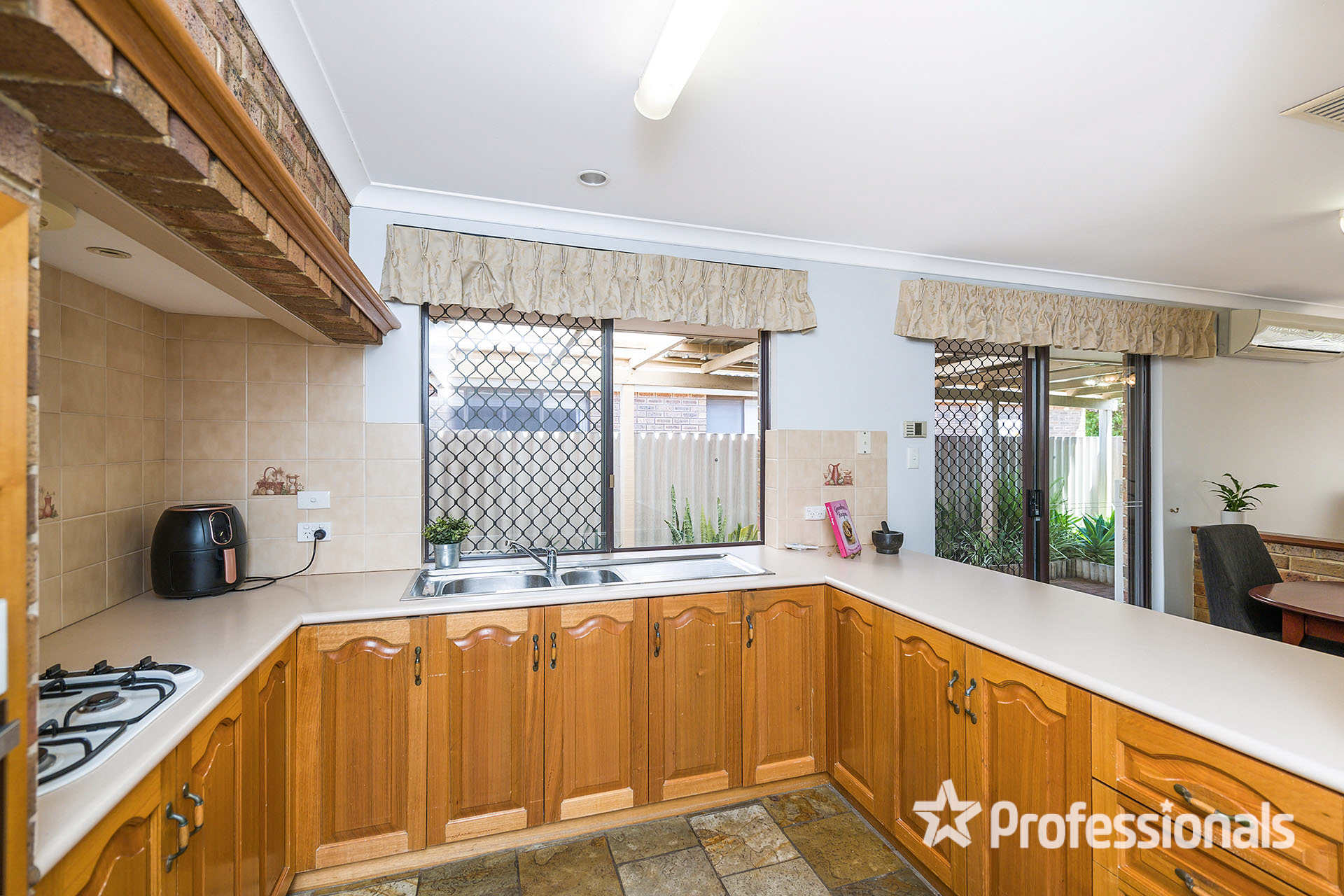 65A CADOGAN ST, KINGSLEY WA 6026, 0房, 0浴, House