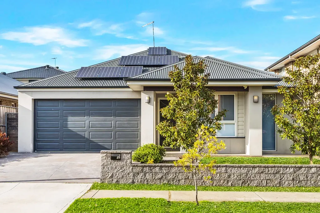 49 Holliday Avenue, Edmondson Park, NSW 2174