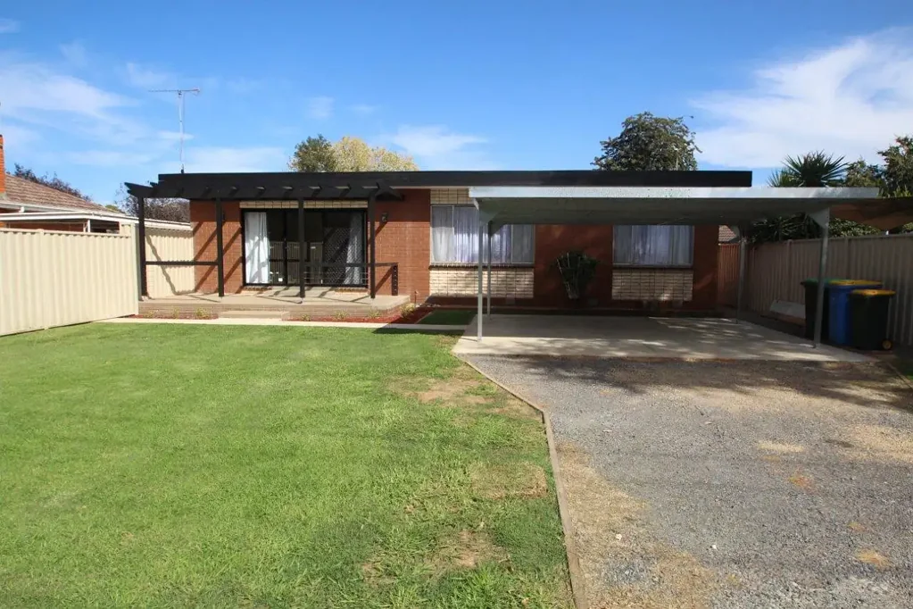 Fully renovated 3 Bdr Home