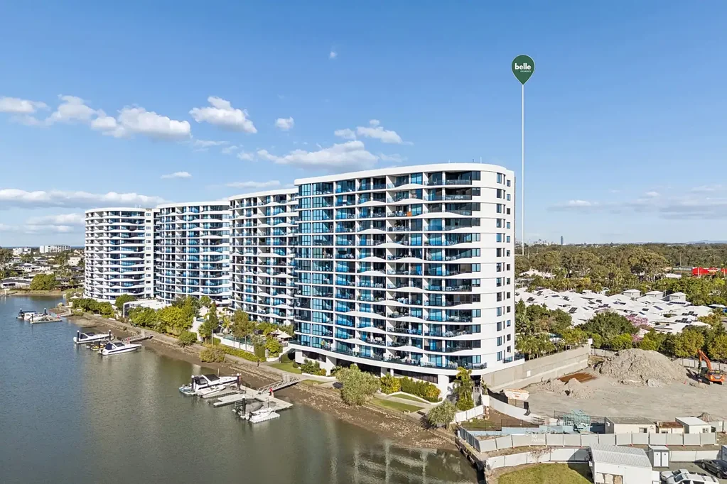 SEPARATE STUDIO LIVING IN BIGGERA WATERS – WATER & ELECTRICITY INCLUDED