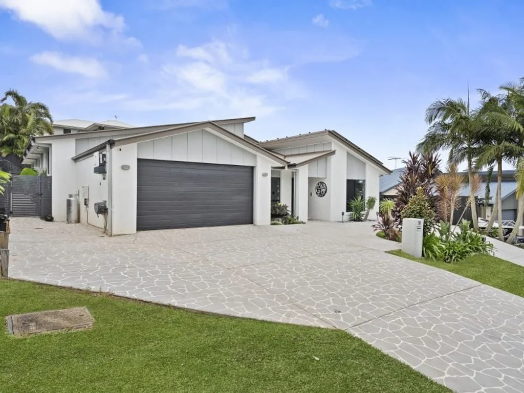 16 Cypress Street, Redland Bay, QLD 4165