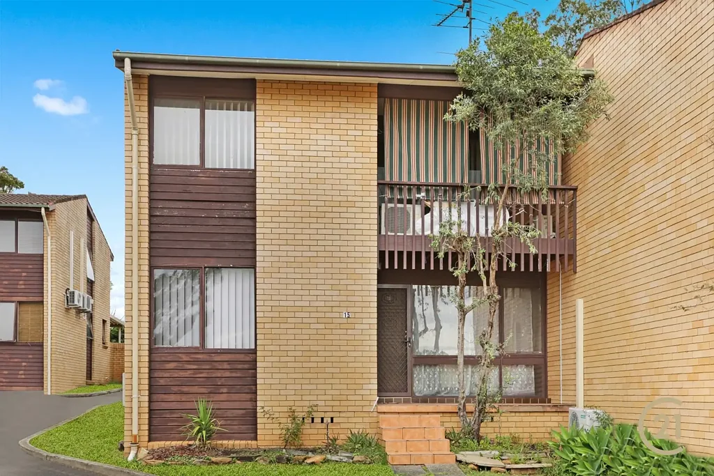 Beautifully presented 3 bedroom townhouse!!