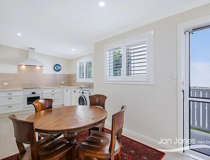 15A Annie Street, Woody Point, QLD 4019, 3房, 1浴, 独立屋