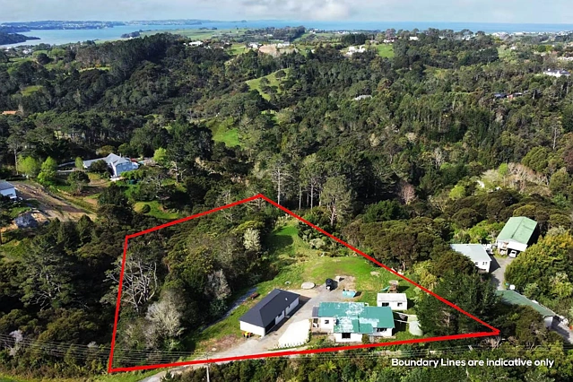 1261 East Coast Road, Okura, North Shore City