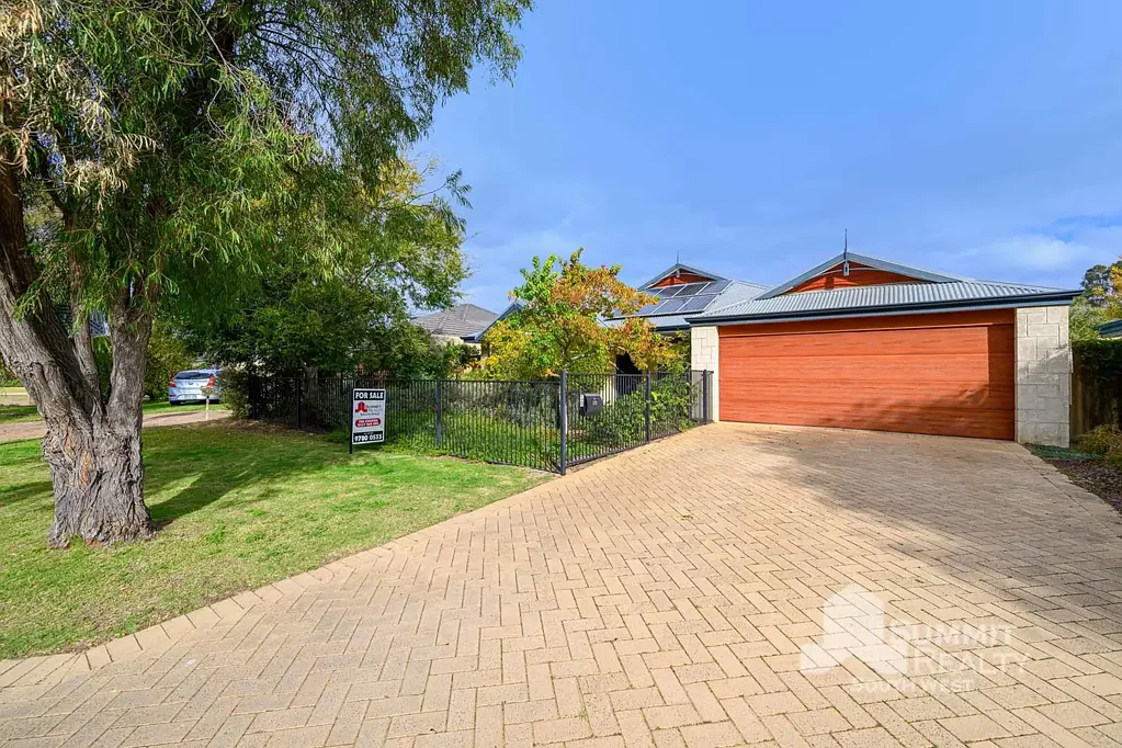 Dalyellup 4房  UNDER OFFER BY TIM COOPER!