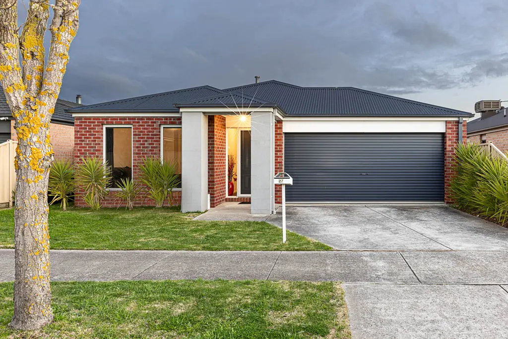 27 Baudinette Drive, Sebastopol, VIC 3356