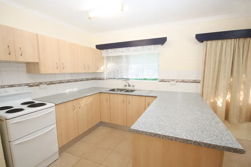 Address Withheld, Bayview Heights, QLD 4868, 3 Bedrooms, 1 Bathrooms, House