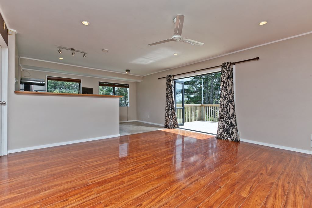 1104 East Coast Road, Redvale, Auckland - Rodney, 3 ਕਮਰੇ, 1 ਬਾਥਰੂਮ