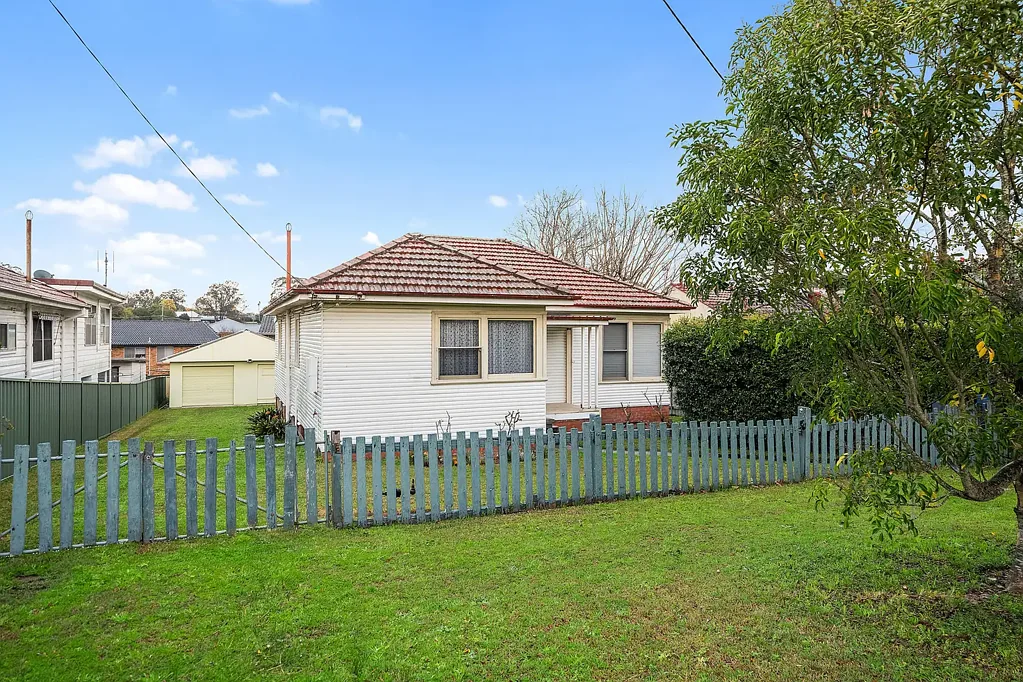 32 Kangaroo Street, Raymond Terrace, NSW 2324
