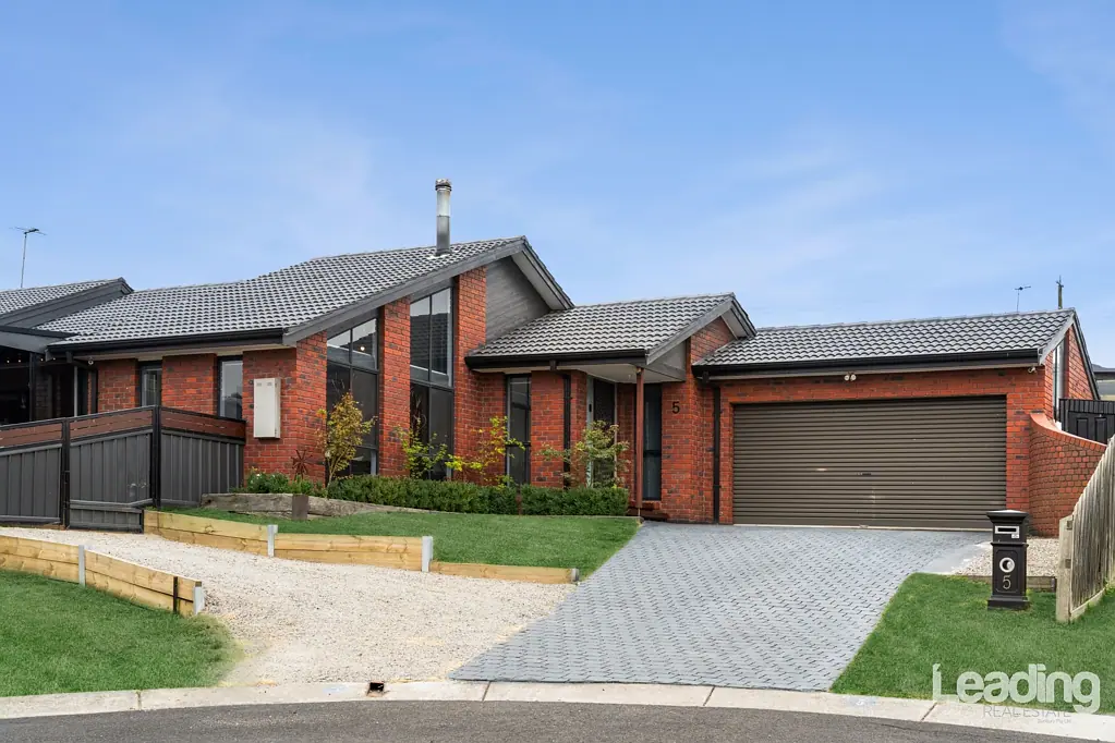 5 Bowen Court, Sunbury, VIC 3429
