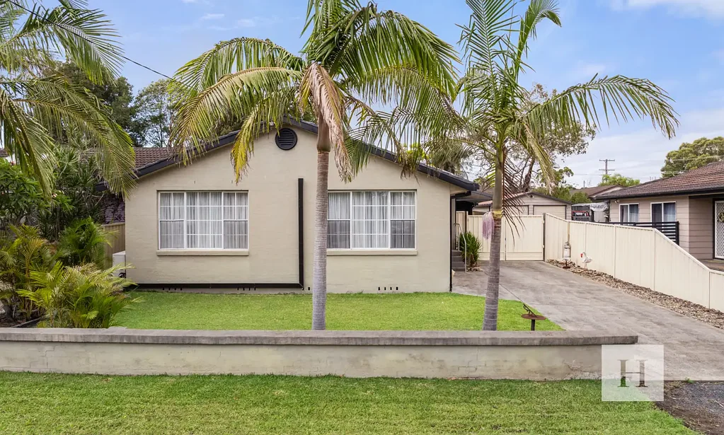 54 Coraldeen Avenue, Gorokan, NSW 2263