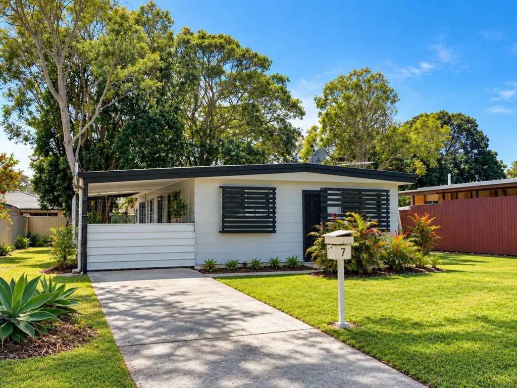 Charming Older-Style Home Close to the Beach