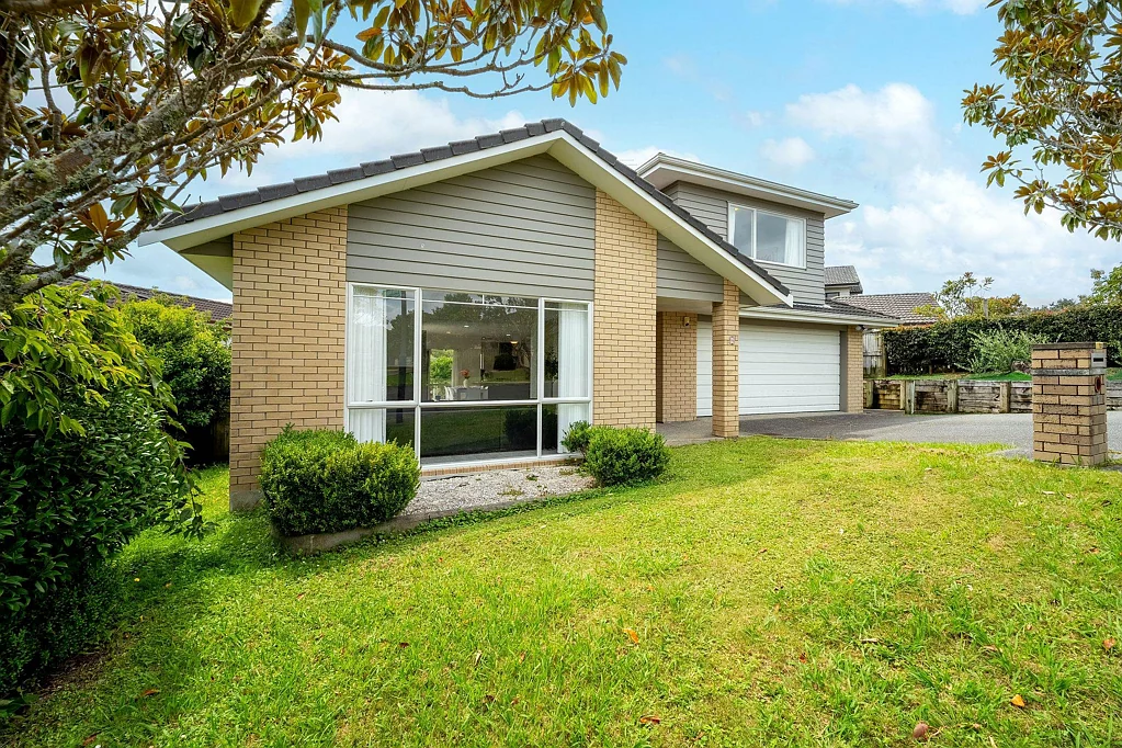 8 Canyon Drive, Albany, North Shore City, Auckland