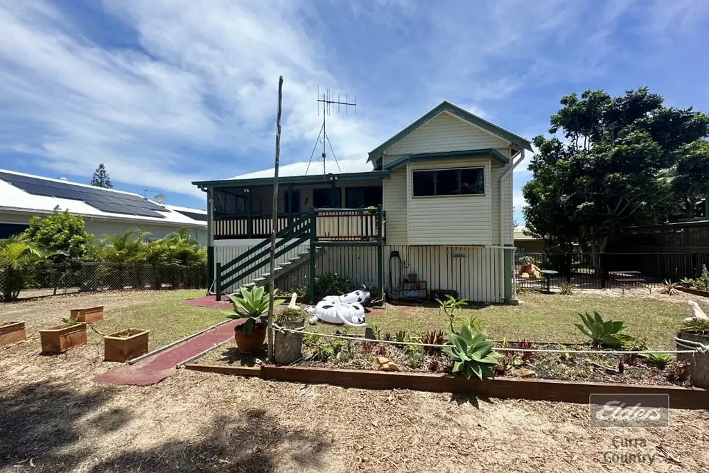 37 Esplanade Road, Burrum Heads, QLD 4659
