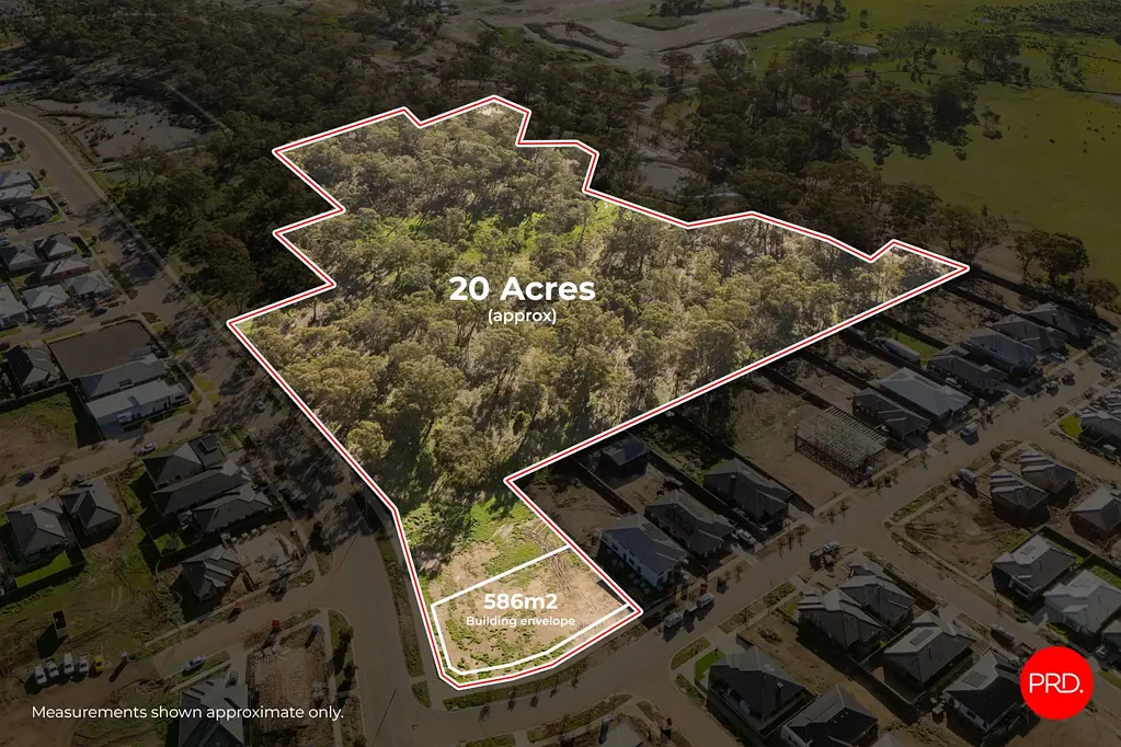 Huntly  Rare 20-Acre Holding in Growing Huntly