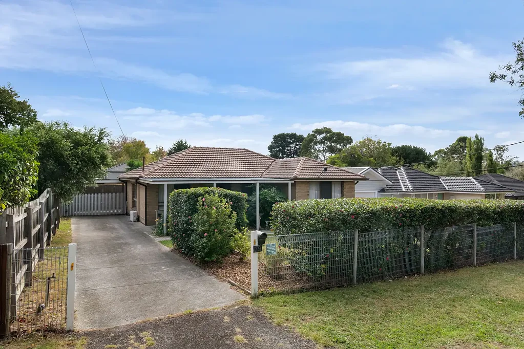 39 Smith Avenue, Croydon, VIC 3136
