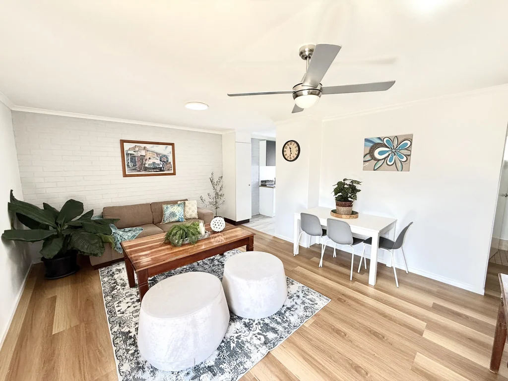Lawnton 2ਬੈੱਡਰੂਮ Stylish, Move-In Ready Villa with Spacious Courtyard