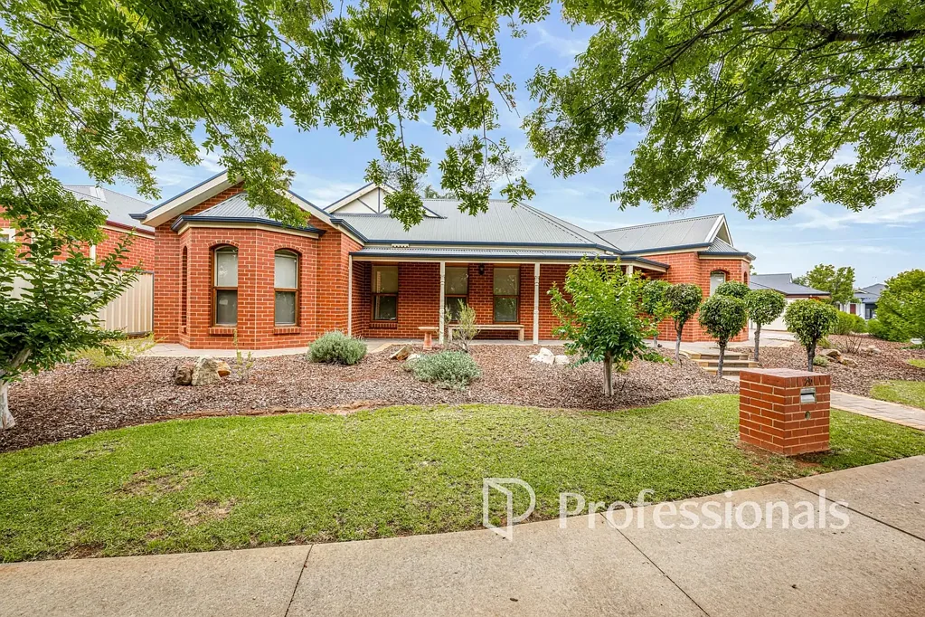 Mildura 3房  Charming Federation-Style Home in Highly Sought-After Ularara Estate