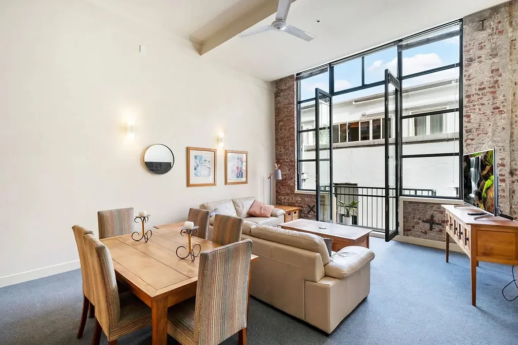 Melbourne 2chambre Simply Stunning & Rarely Found - Spacious Warehouse Style