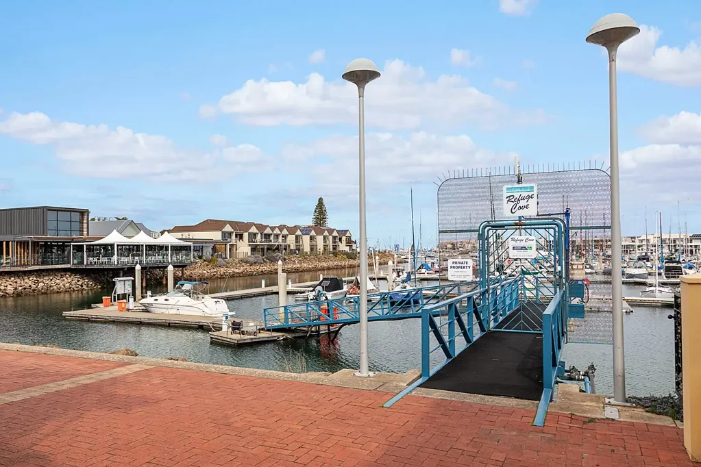 North Haven Refuge Cove - T Head Marina Berth "A" Row