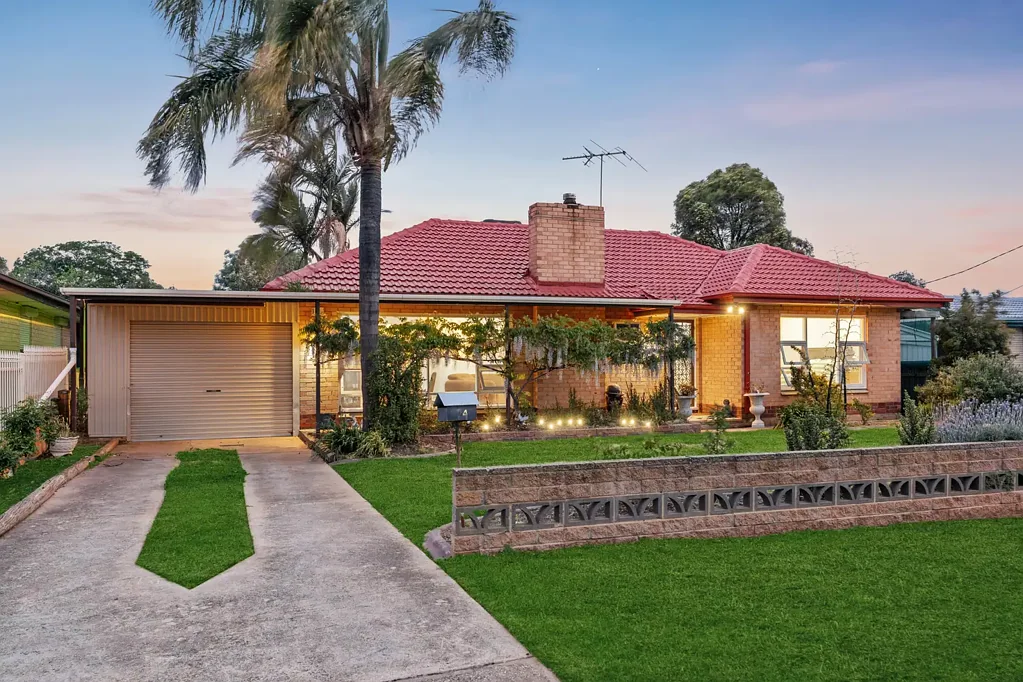 24 Universal Road, Salisbury Downs, SA 5108