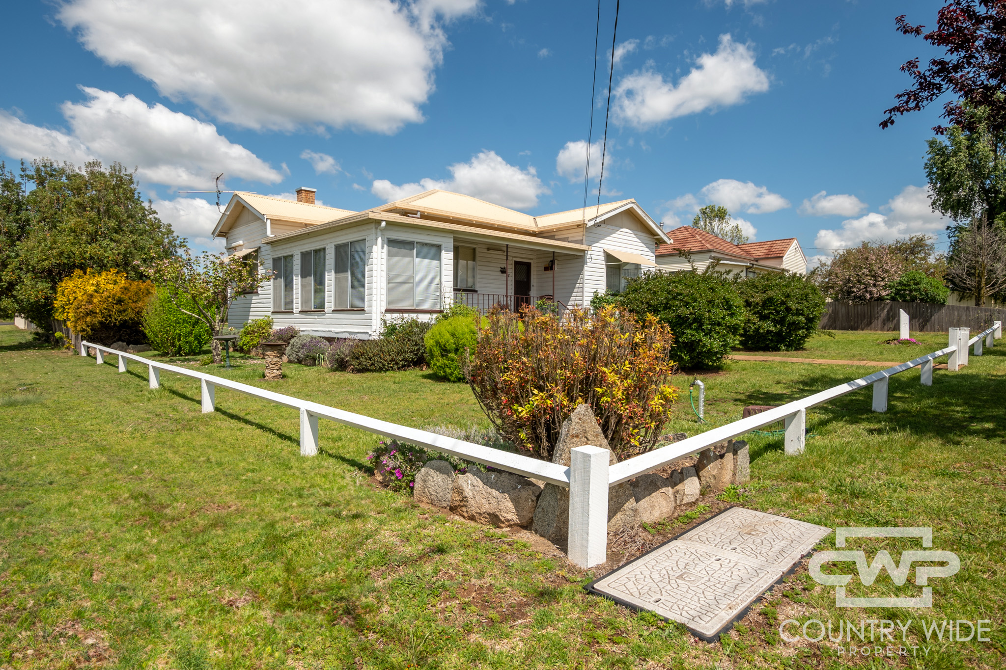 37 MOSSMAN ST, GLEN INNES NSW 2370, 0 chambres, 0 salles de bain, House