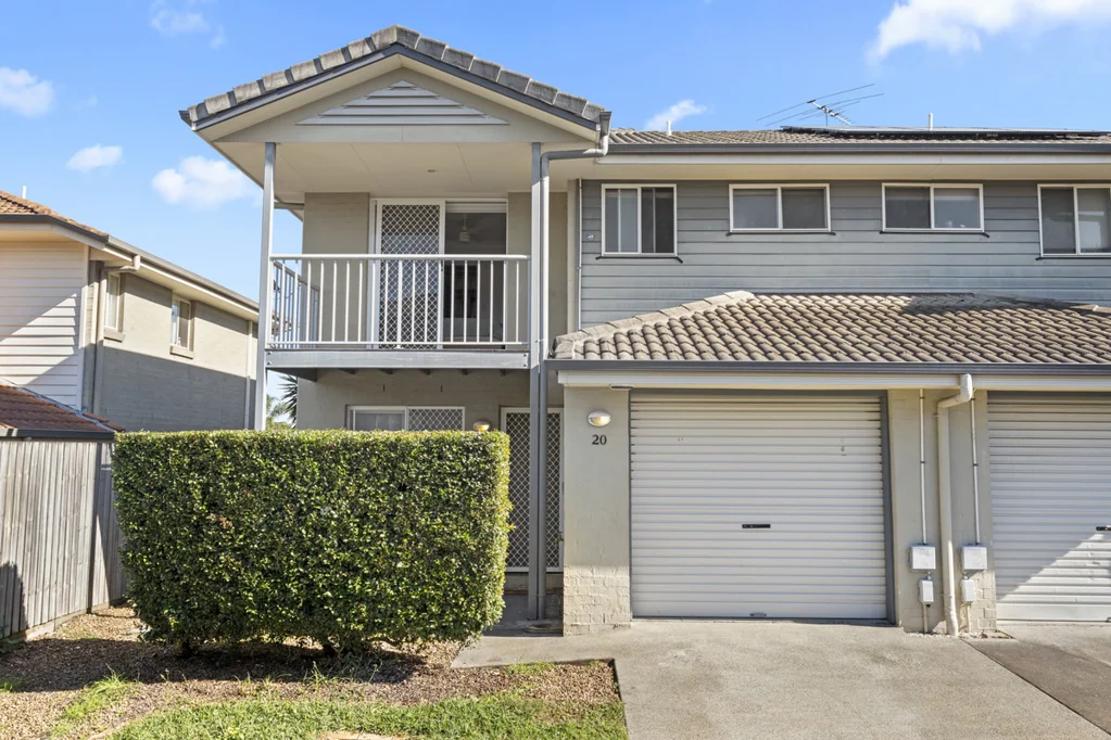 Calamvale 3غرفة نوم Immaculate Owner-Occupied Living, Effortlessly Organised and Perfectly Connected