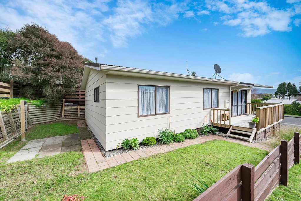 Paraparaumu 3房  Affordable Living. Big Opportunity.