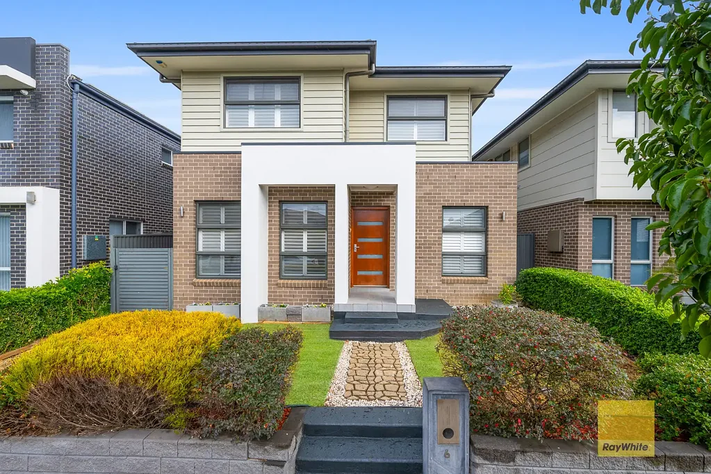 Denham Court 5 Slaapkamer Spacious, functional and the potential for a 2nd dwelling (S.T.C.A)