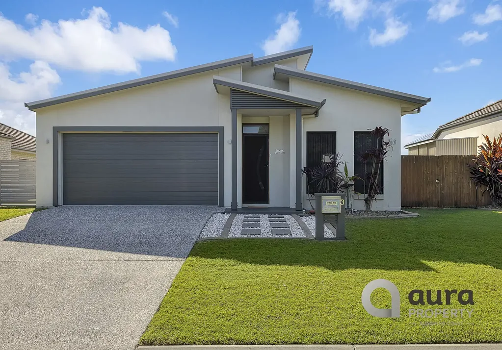 Caloundra West 4Zimmer Opposite Parkland, High Ceilings & A Quiet Cul-de-Sac Position