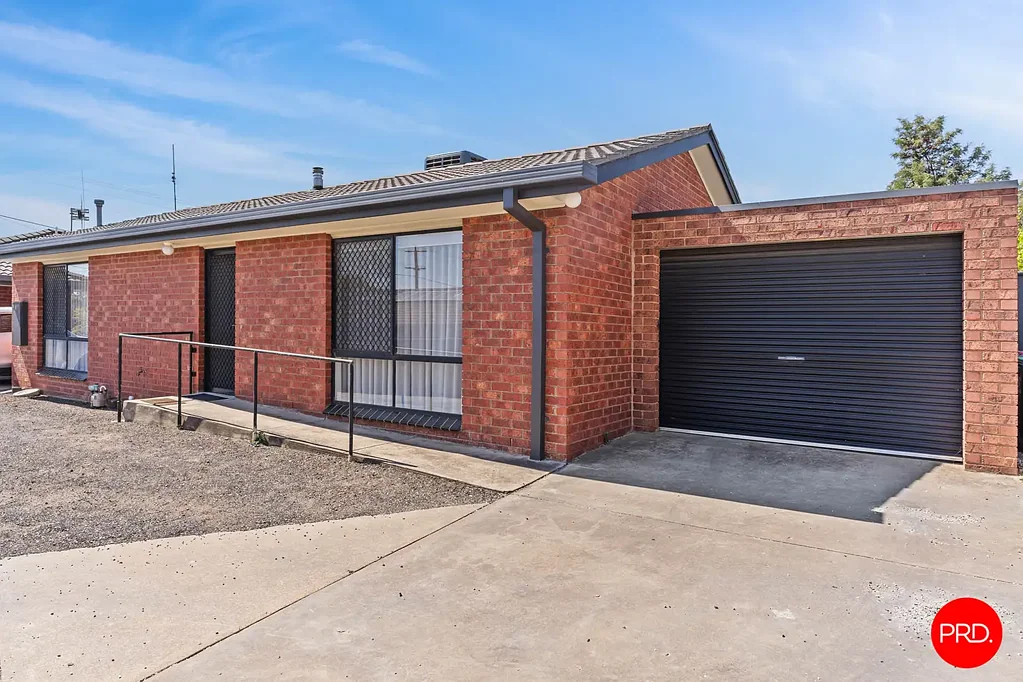2/97B Panton Street, Golden Square, VIC 3555